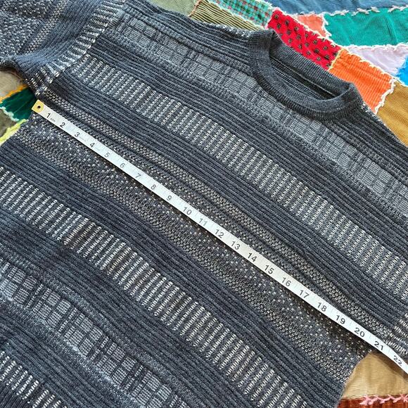 Vintage Grey on Dark Grey Sideways Cable Knitted Sweaters L - Picture 4 of 5